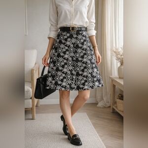 Vintage Linen Blend A-Line Skirt Womens 10 Black White Floral Embroidered Y2K...